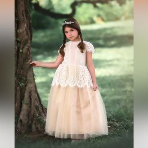 Trish Scully Gwendolyn Dress Size 8, NWT